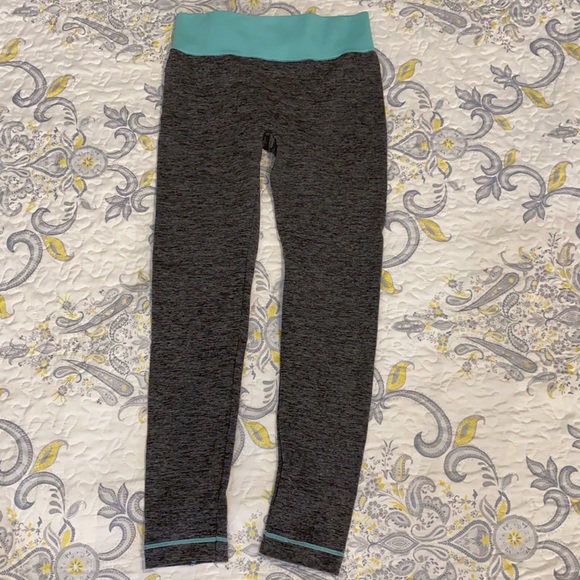 NWOT Tek Gear Legging - Picture 2 of 5